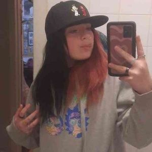 Meet your Posher, Caylee